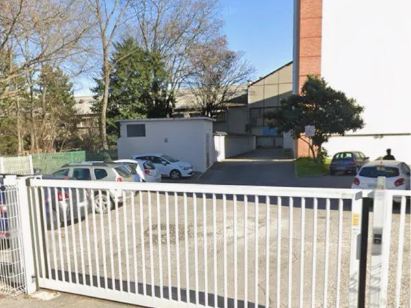 Garage fermé