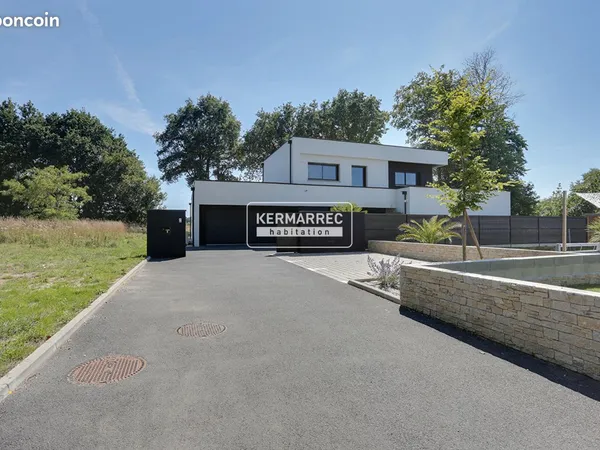 Maison 8 pièces 202 m²