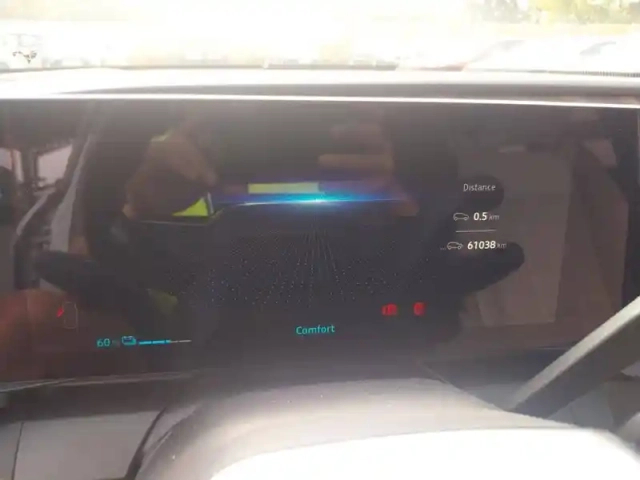 Renault Megane e-tech ev60 220 ch super charge — photo 25