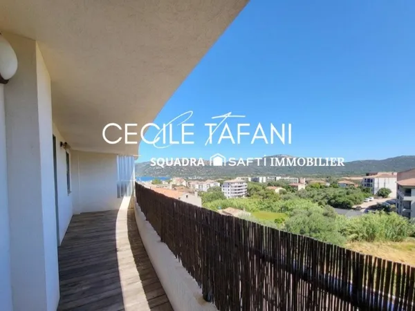 Appartement T3 de 51 m² avec terrasse, garage, cave et piscine