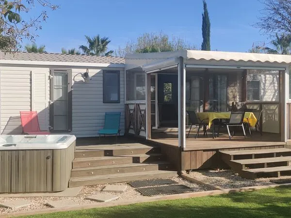 Mobil-home de prestige à Hyères les Palmiers