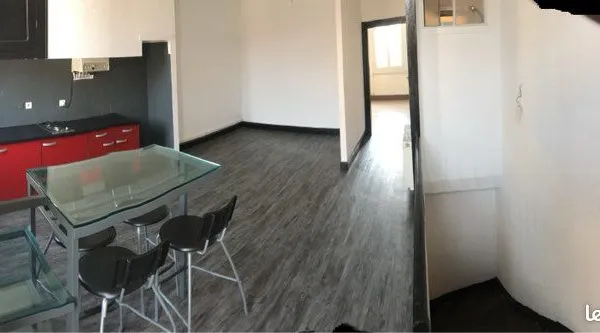T2 entièrement rénové - Centre-ville, proche place Jean-Jaurès - 63 m²