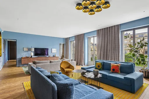 Appartement 7 pièces 313 m²