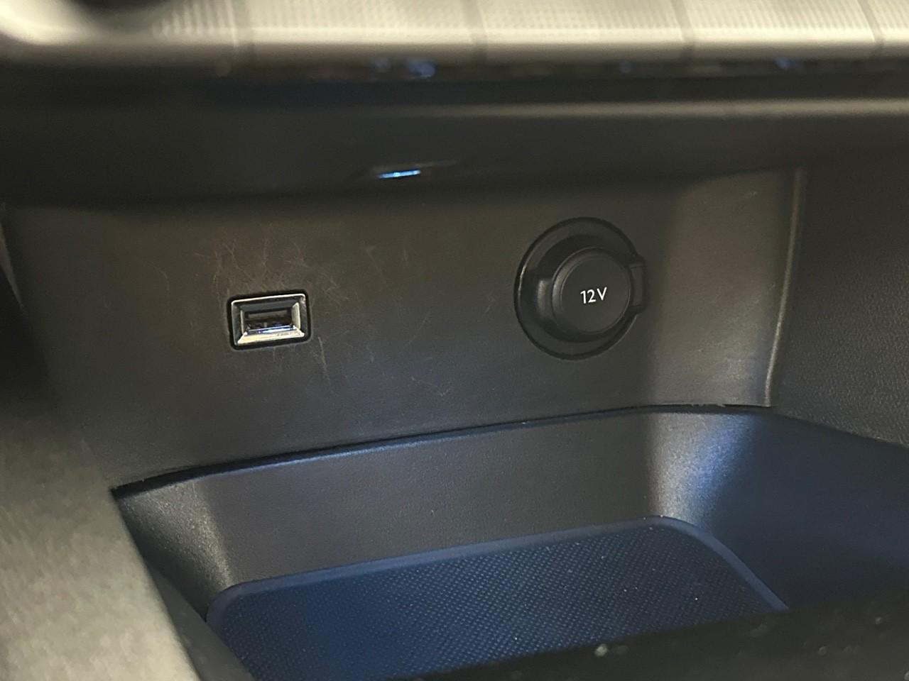 Peugeot 3008 puretech 130ch s&s bvm6 allure pack — photo 28