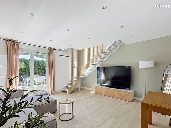 Maison T3 avec jardin et terrasse 60 m2 Trets
