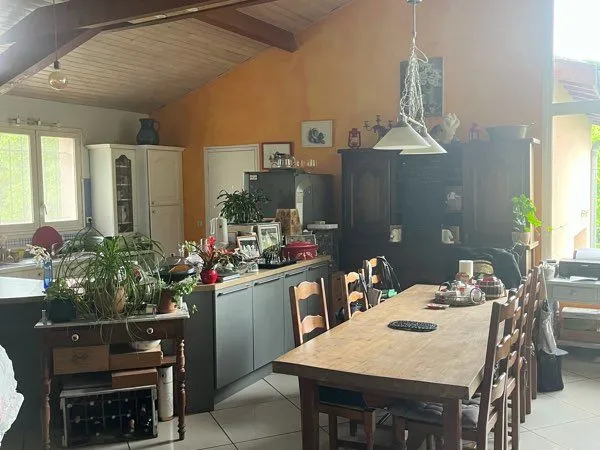 Maison avec installations équestres