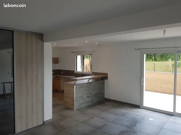 MAISON RÉCENTE 94 m² SOLIERS