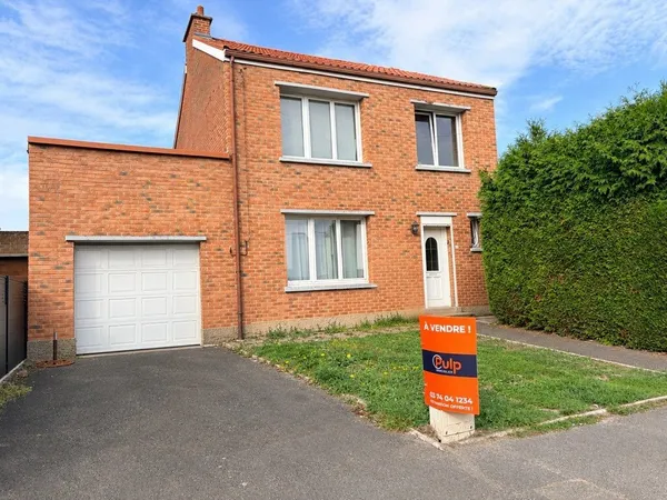 Maison individuelle 105 m² - 3 chambres - Jardin exposé sud-ouest - Garage et dépendance