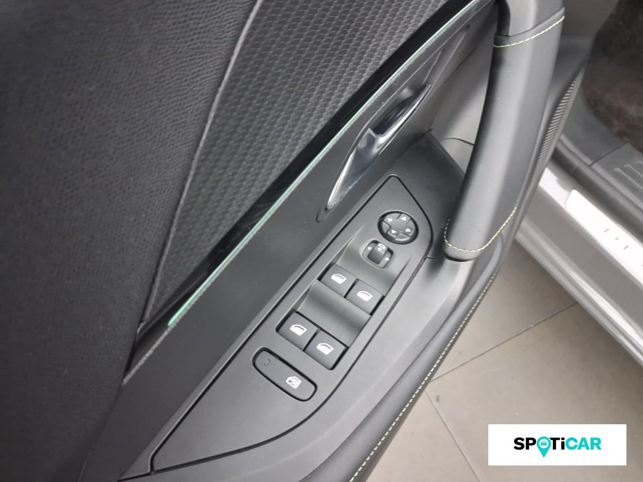 Peugeot 2008 1.2 puretech 130ch s&s gt eat8 — photo 19