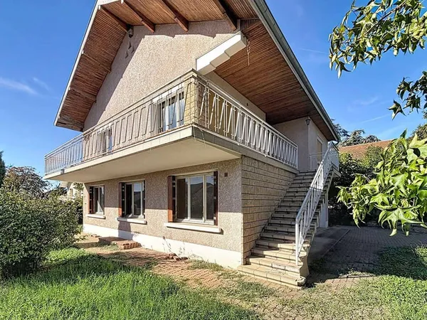 Maison 7 pièces 138 m²