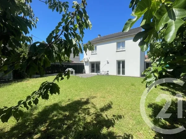 Maison 6 pièces 115 m²