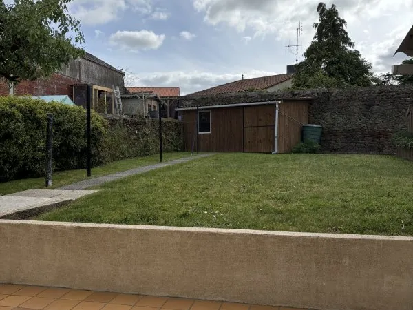 Loue Maison, 2 chambres, jardin clos