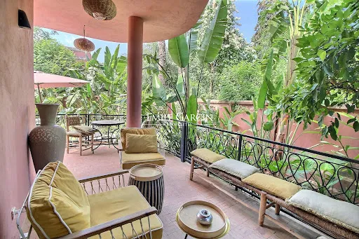 Villa 6 pièces 320 m²