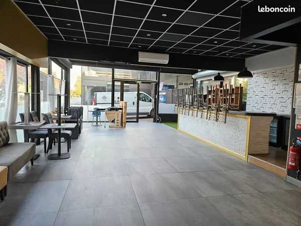 Local commercial a lamorlaye a louer