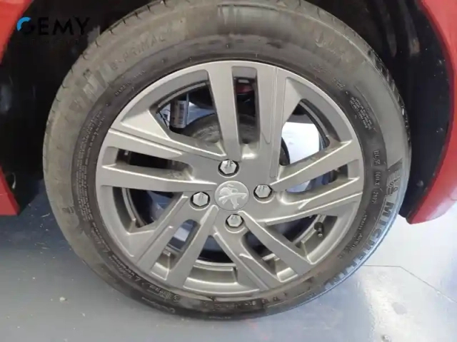 Peugeot 208 puretech 75 s&amp;s bvm5 — photo 29