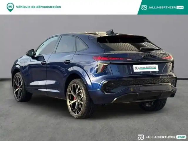 Audi Q3 sportback 1.5 e-hybrid 272ch s line s tronic 6 — photo 18