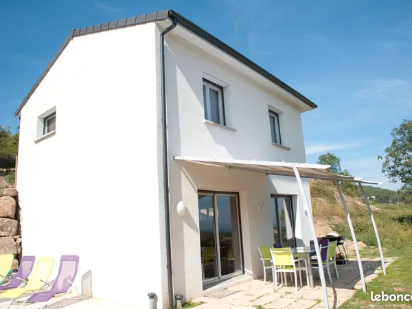 À LOUER - Maison 95 m² avec grand terrain de 800 m²
