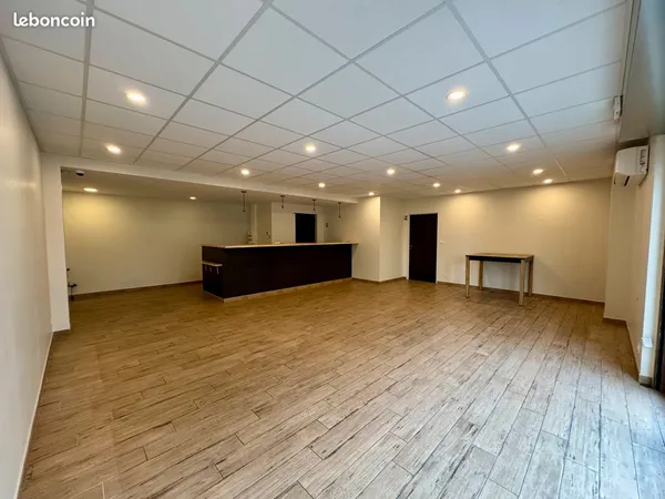 Pelissanne Local commercial 87 m2