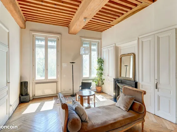Appartement 4 pièces 98 m²