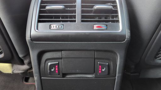 Audi S4 3.0 TFSI 333 Quattro S-Tronic 7 - S – 2013 – 105962 km – Essence – Boîte Automatique — photo 3