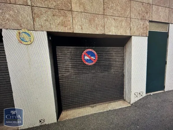 Stationnement Vente Port-de-Bouc   18500€
