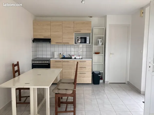 T3 meublé 48m² 300m de la gare