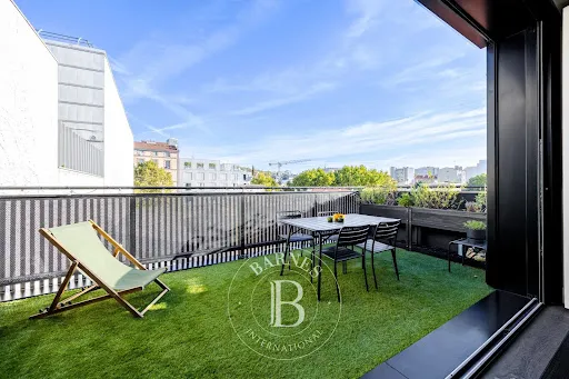 Maison 11 pièces 370 m²