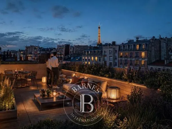 GARIBALDI / Dernier étage avec rooftop