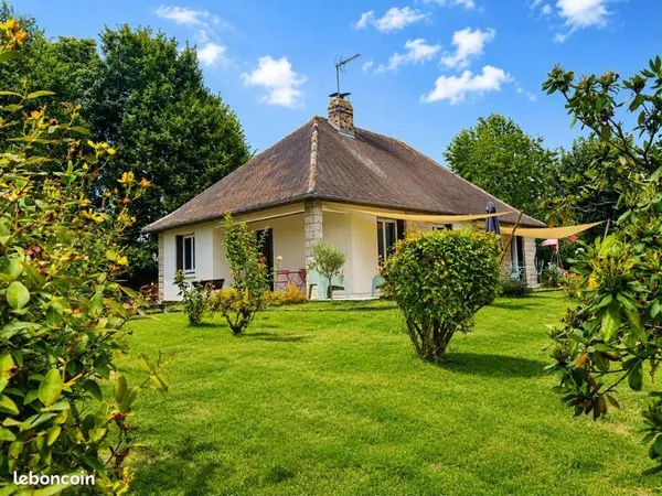 Maison 90 m² - terrain 1 500 m² - Bolleville