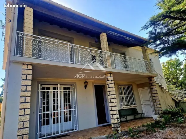 Maison 5 pièces 192 m²