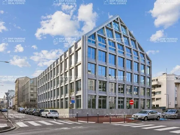 Bureaux 3987 m²