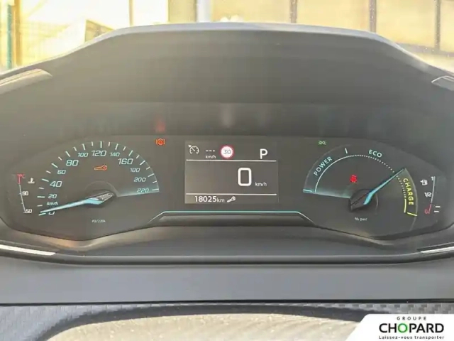 Peugeot 208 hybrid 100 e-dcs6 — photo 17