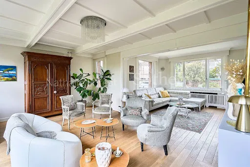 Maison 7 pièces 170 m²