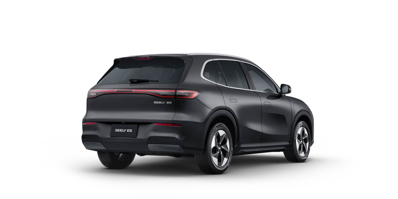 Geely E5 — photo 11