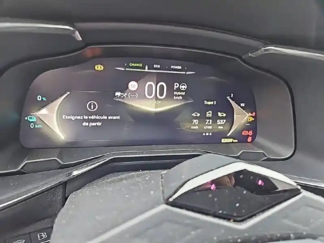 Ds Ds 7 hybride rechargeable e-tense 300 eat8 4x4 — photo 10