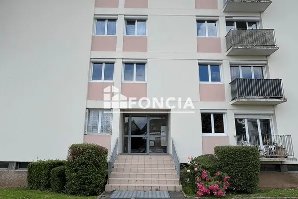 Appartement 4 pièces 84 m²