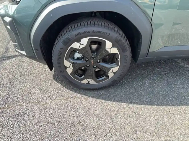 Dacia Bigster hybrid-g 150 4x4 — photo 9