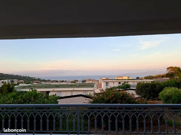 Vente appartement T2 54 m² L'Île-Rousse - Vue mer panoramique