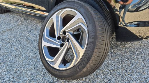 DS DS 5 1.6 THP 165 EAT6 - So Chic – 2016 – 61577 km – Essence – Boîte Automatique — photo 25
