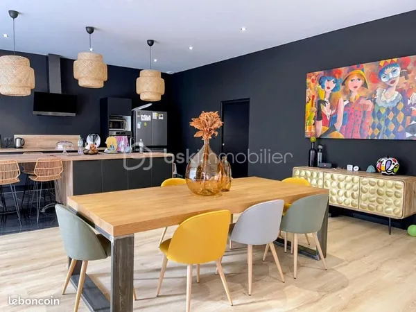 Loft 8 pièces 199 m²