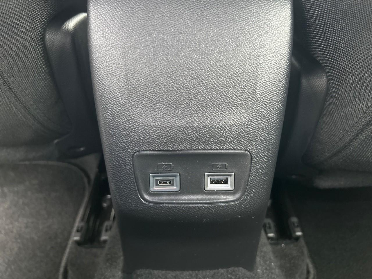 Peugeot 2008 1.2 hybrid 145ch allure e-dcs6 — photo 14