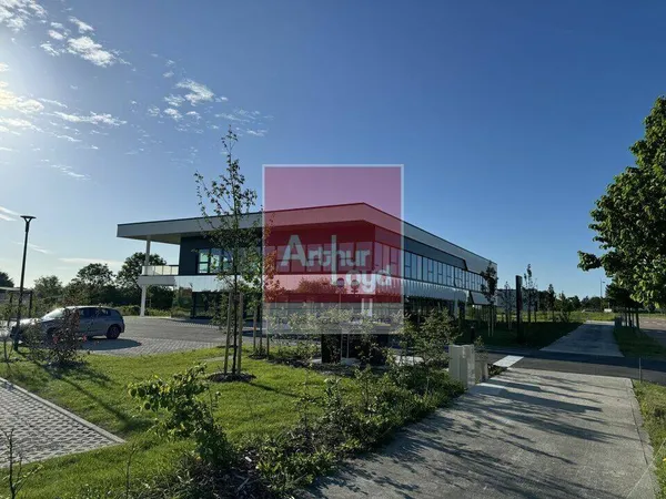 Bureaux 372 m²