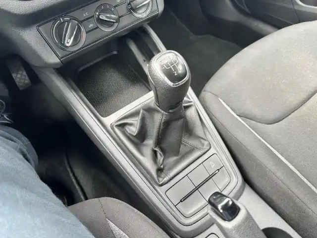 Skoda Kamiq 1.0 tsi 95ch active — photo 29