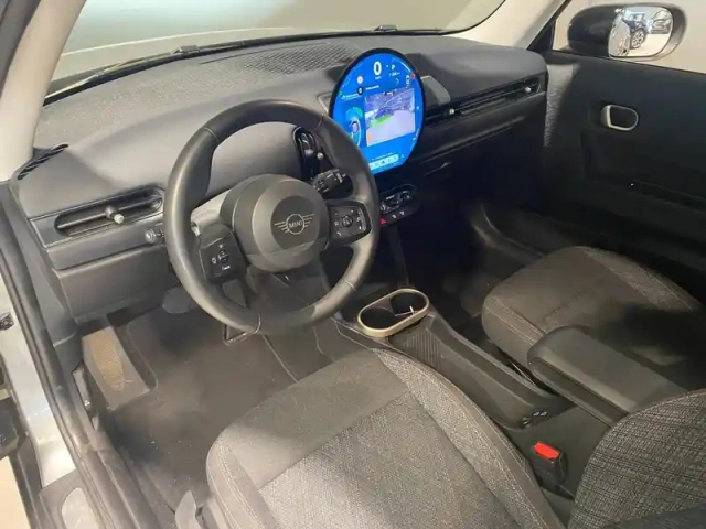 Mini Cooper 3 portes c 156ch essential dkg7 — photo 11
