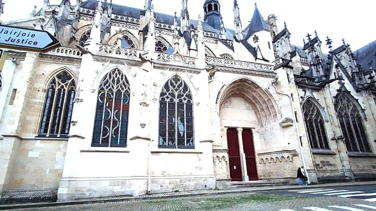Photo 3