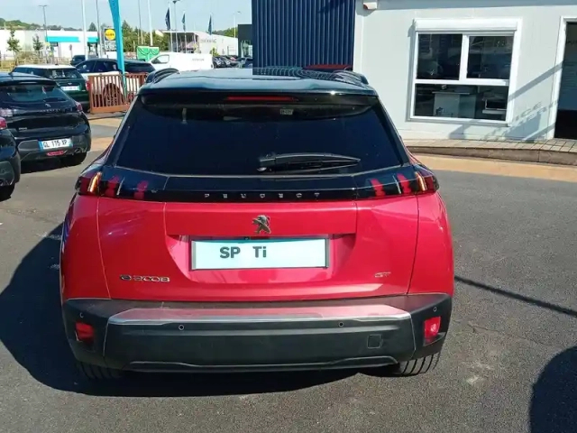 Peugeot 2008 electrique 136 ch — photo 4