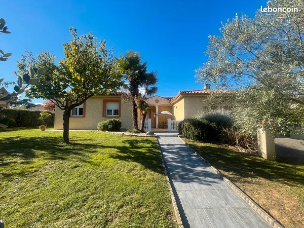 À Vendre : Maison Familiale avec Piscine