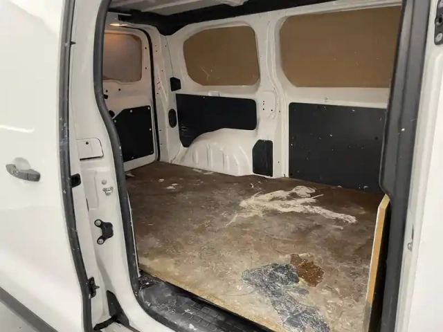Citroën Jumpy e- fgn m 100 kw (136 ch) batterie 75 kwh — photo 15
