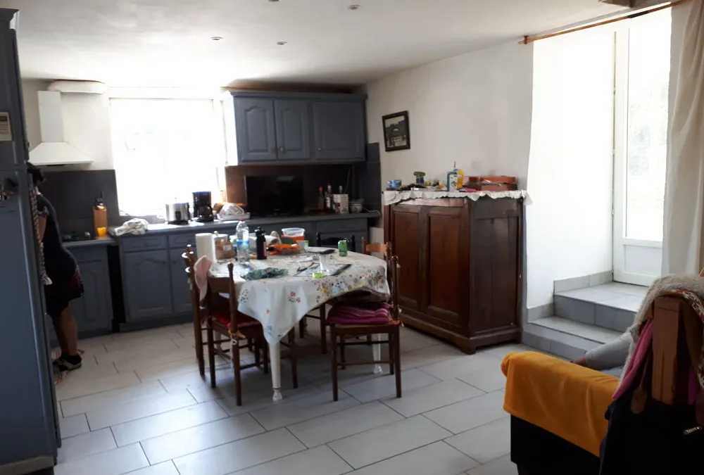 Photo 6