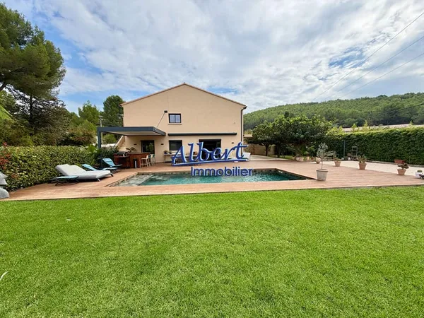 Maison Sanary Sur Mer 6 pièce(s) 170.60 m2